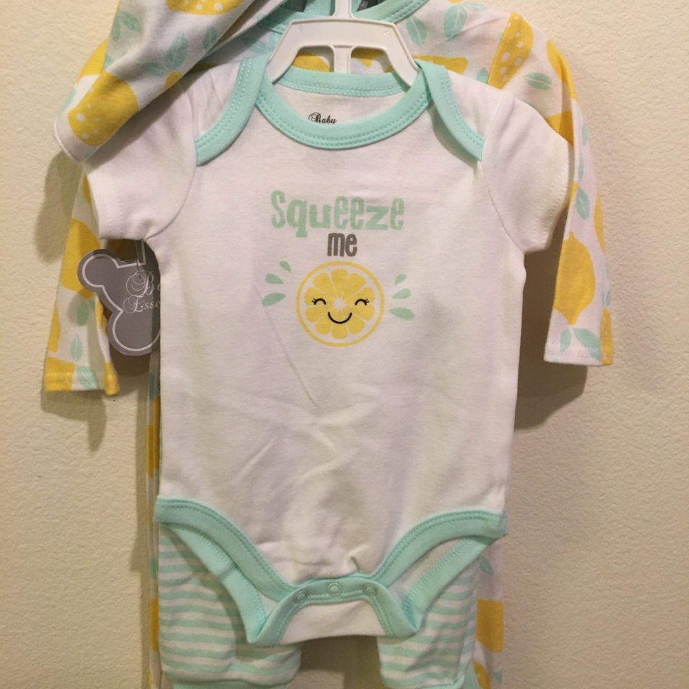 Baby girl 6 piece set NWTS